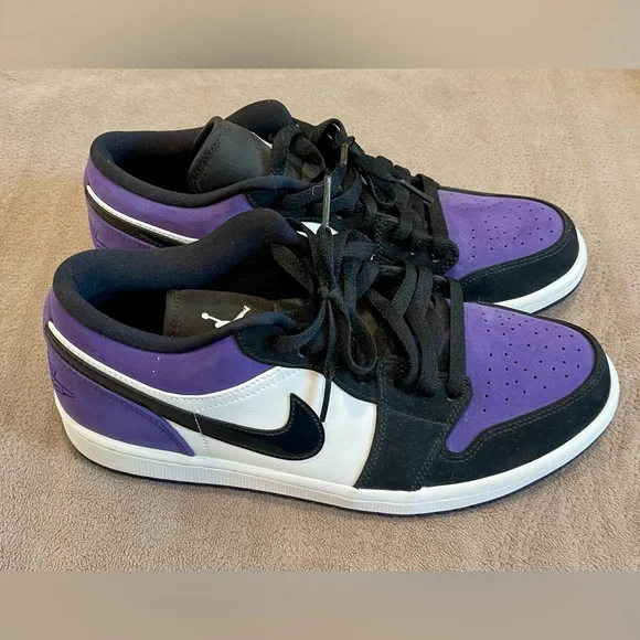 Air Jordan 1 Low – “Court Purple” (2019 release) - Picture 3 of 6